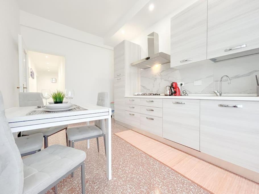 Elegant - Wifi - Smart Tv - Netflix Apartamento *